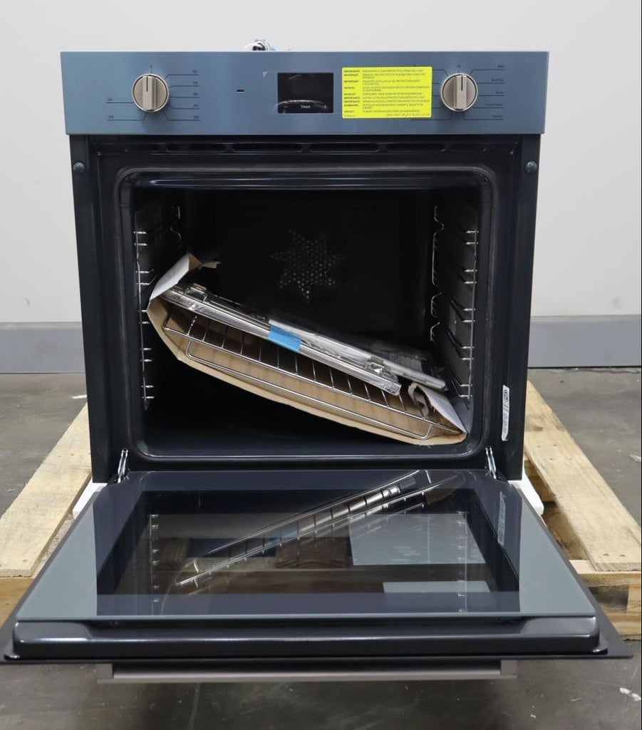 Bosch 4 Inch Stainless Single Electric Convection 500 Series Wall Oven HBE5453UC