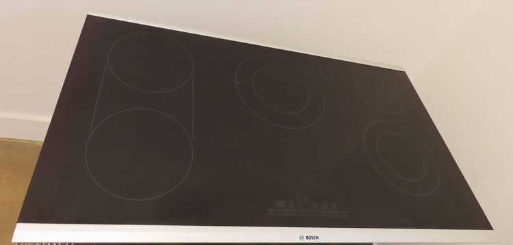 Bosch 800 Series NET8669SUC 36" Electric Cooktop with 5 Elements Full warranty