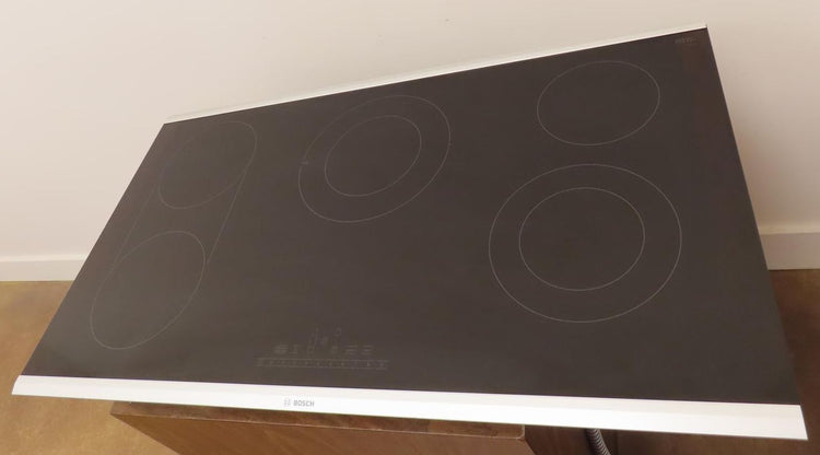 Bosch 800 Series NET8669SUC 36" Electric Cooktop with 5 Elements Full warranty