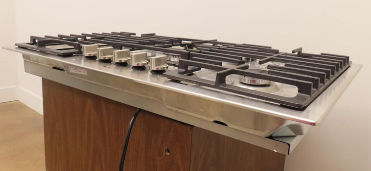 Bosch 500 Series NGM5659UC 36" Gas Cooktop with 5 Sealed Burners Full Warranty