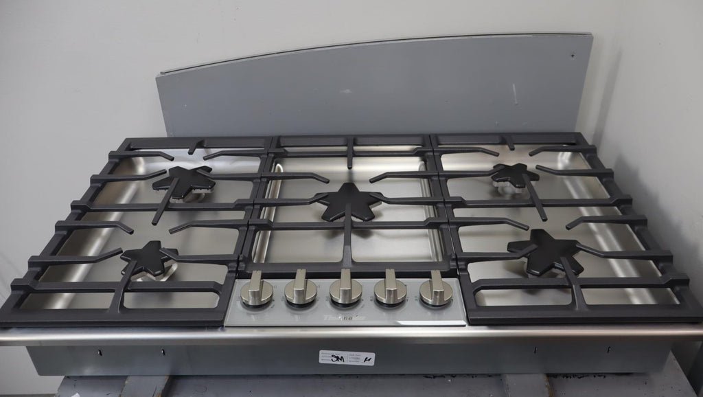 Thermador 36" Masterpiece Series Stainless 5 Sealed Buner Gas Cooktop SGSXP365TS