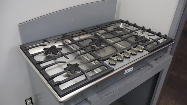 Thermador 36" Masterpiece Series Stainless 5 Sealed Buner Gas Cooktop SGSXP365TS