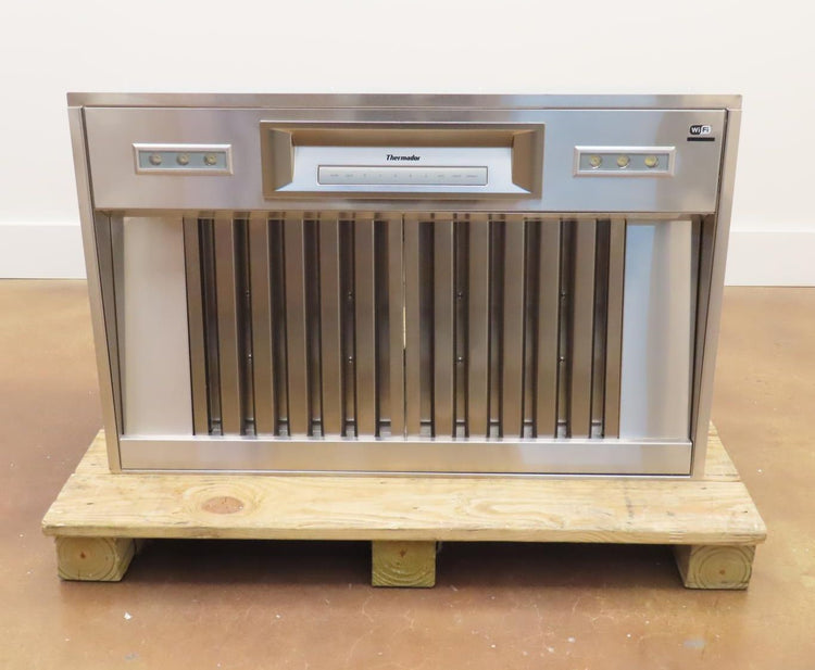 Thermador Professional Series VCIN36GWS 36" Home Connect Custom Insert Hood Pics