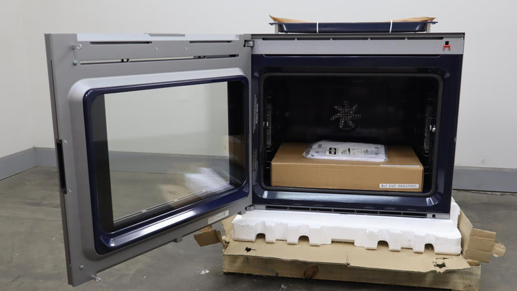Gaggenau 400 Series 30" 4.5 Cu.Ft TFT Glass Front SS Single Oven BO481613