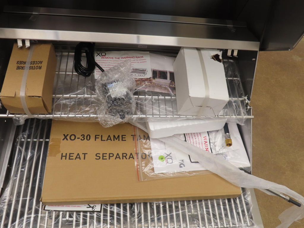 XO XOGRILL30L 30" Grill with Two Cooking Zones Stainless S. With 2 Year Warranty