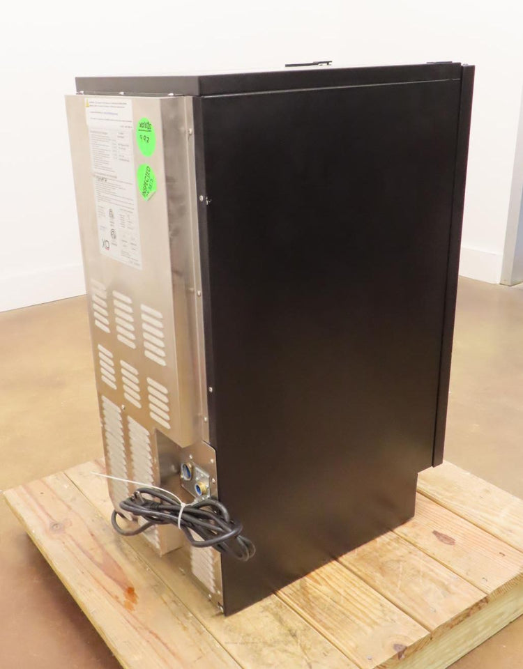 XO XOUIM1565OP 15" Panel Ready BuiltIn Gourmet Ice Maker Crystal Clear Cubes Pic