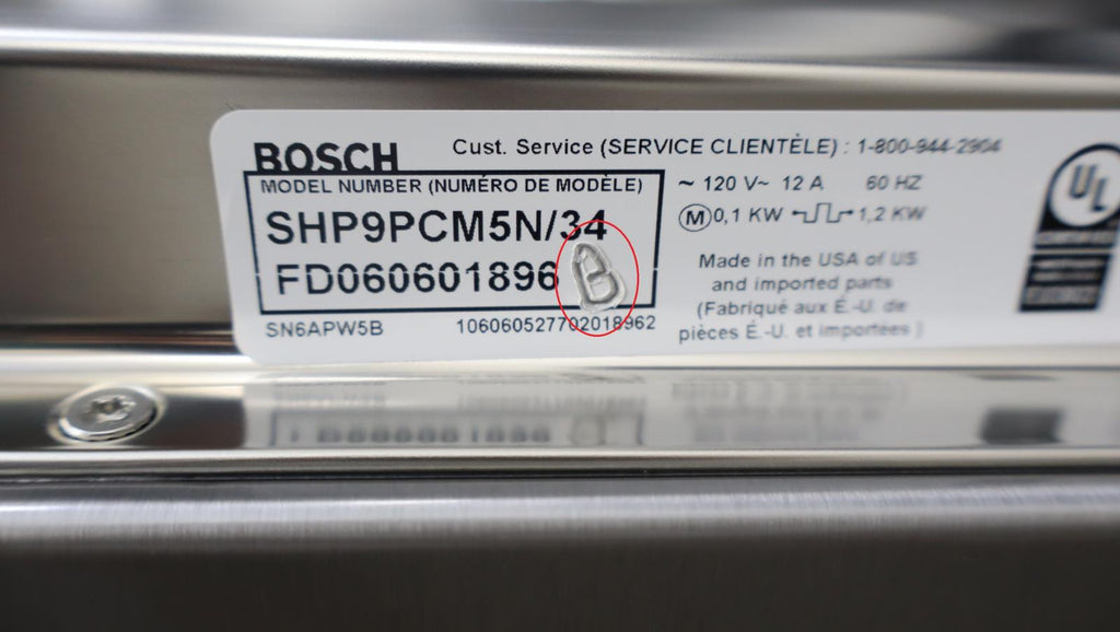 Bosch Benchmark Series 24" Stainless Integrated 38dBa Smart Dishwasher SHP9PCM5N
