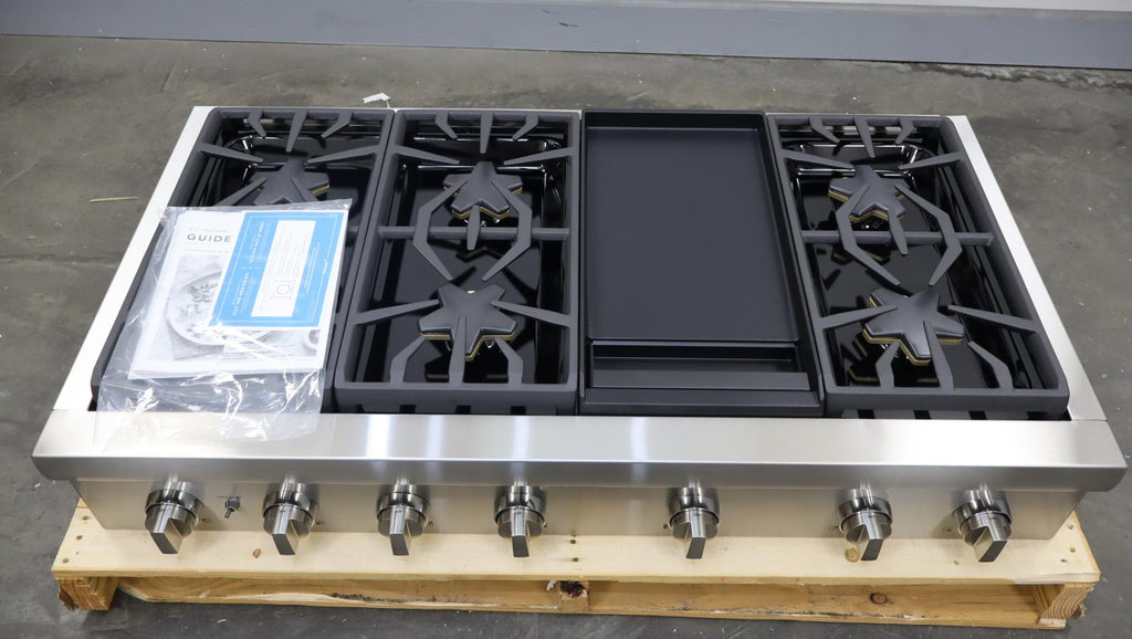 Thermador 48" Stainless 6 Star Burner Professional SeriesRangetop PCG486WD
