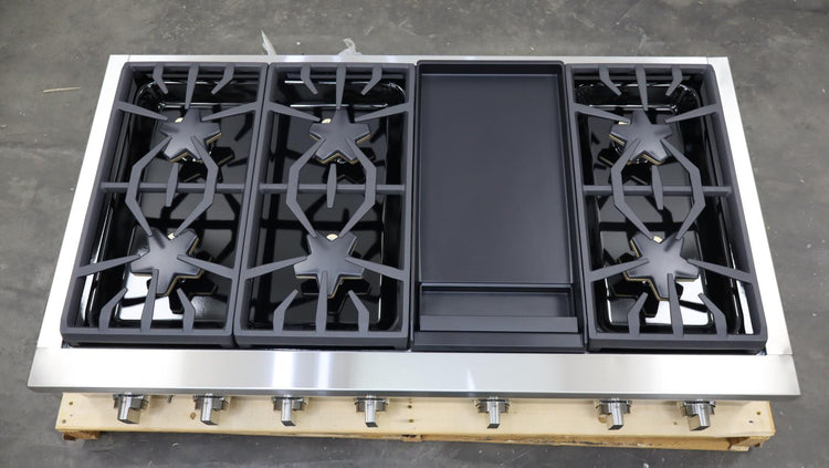Thermador 48" Stainless 6 Star Burner Professional SeriesRangetop PCG486WD