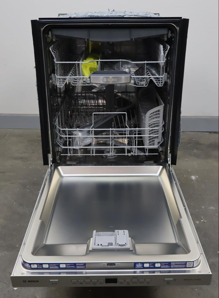Bosch 500 Series 24" SS AutoAir 44db Fully Integrated Dishwasher SHPM65Z55N