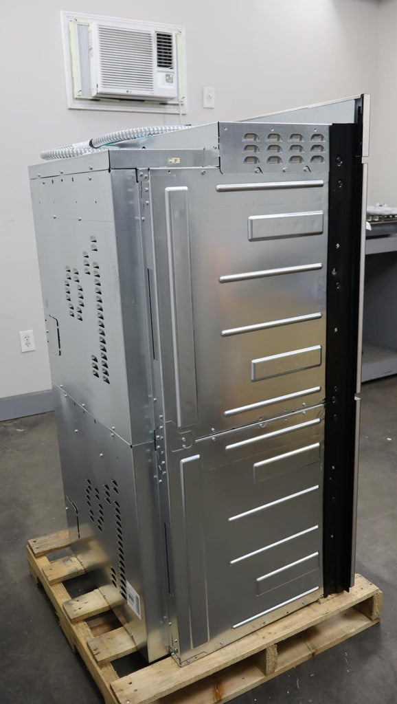 Bosch 30" Benchmark Series SS Convection Double Electric Wall Oven HBLP651RUC