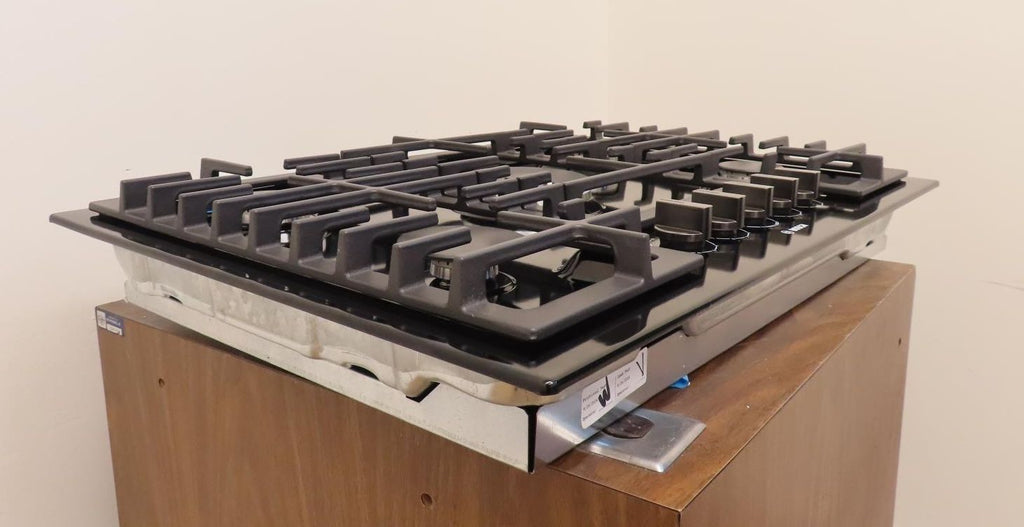 Bosch 800 Series NGM8049UC 30" Built-In Black Gas Cooktop with Bosch Warranty