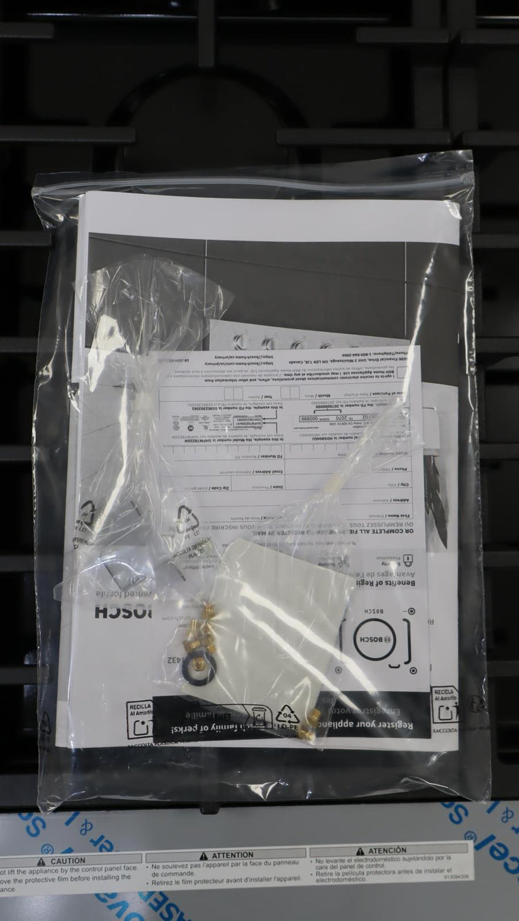Bosch 36" 6 Sealed Burners Gas 800 Series Stainless Rangetop RGM8658UC
