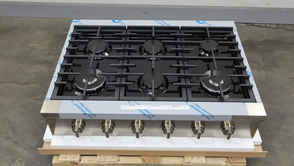 Bosch 36" 6 Sealed Burners Gas 800 Series Stainless Rangetop RGM8658UC
