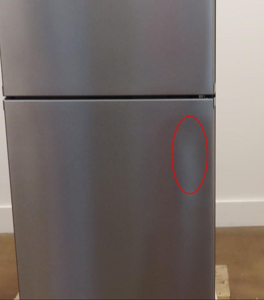 Bosch 800 Series B24CB80ESS 24" Freestanding Bottom Freezer Refrigerator