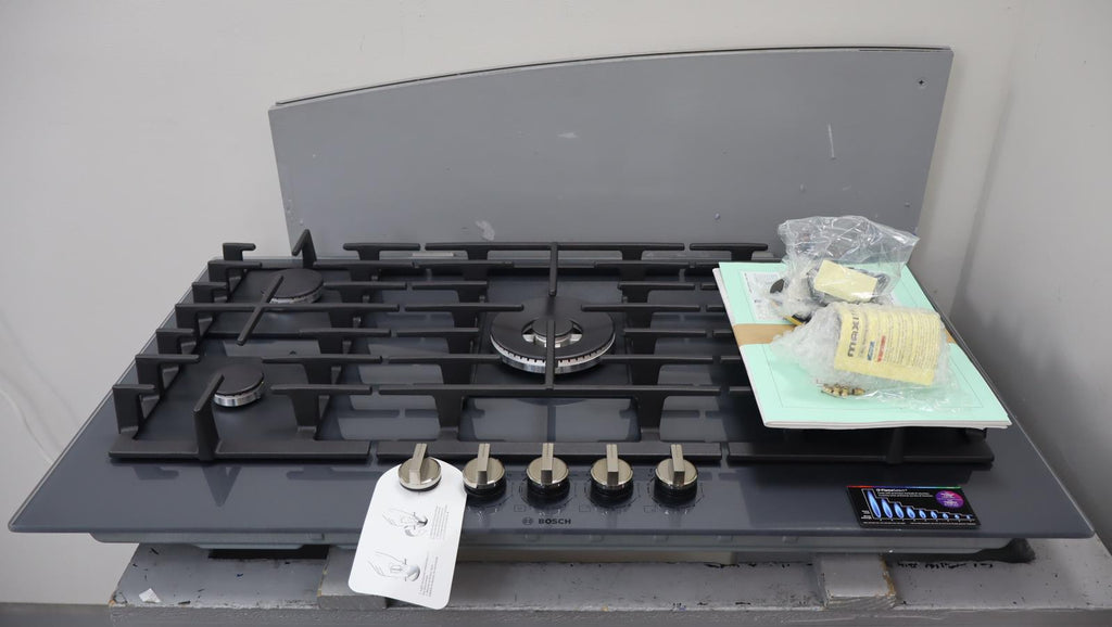 Bosch Benchmark Series 36" Gray Tempered Glass Surface Gas Cooktop NGMP677UC