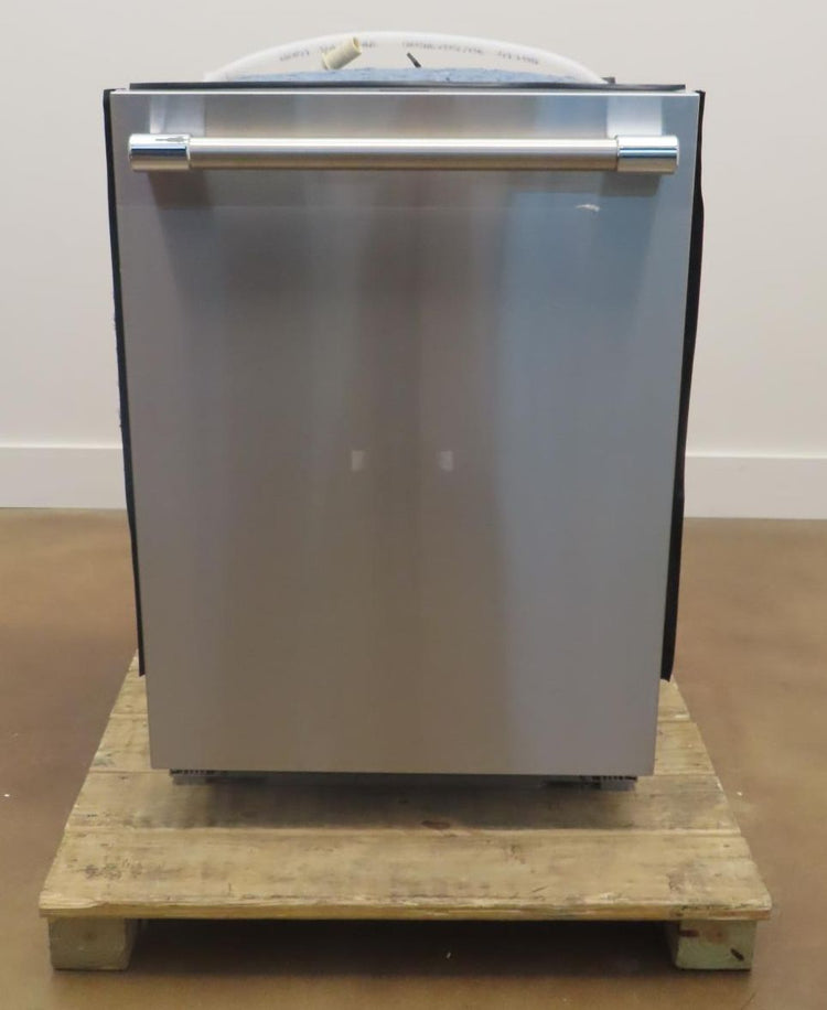 Thermador Sapphire Series DWHD660EFP 24" Fully Integrated Smart Dishwasher