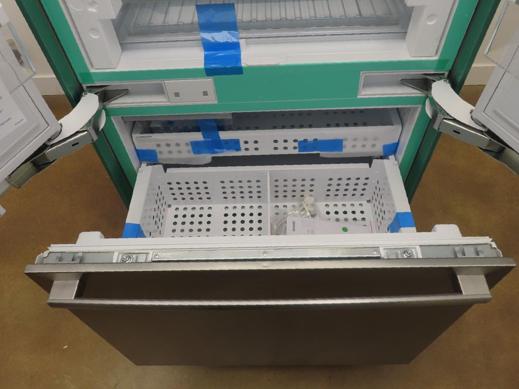 Bosch Benchmark Series B36BT935NS 36" Built-In French Door Refrigerator