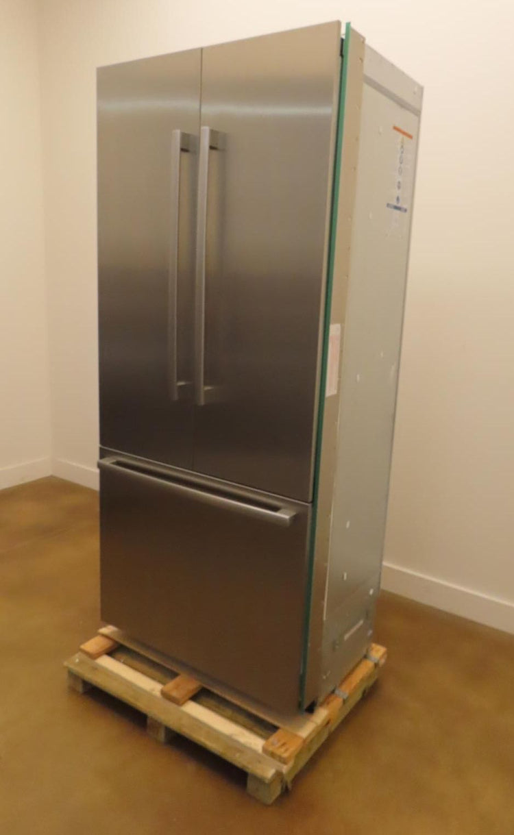 Bosch Benchmark Series B36BT935NS 36" Built-In French Door Refrigerator