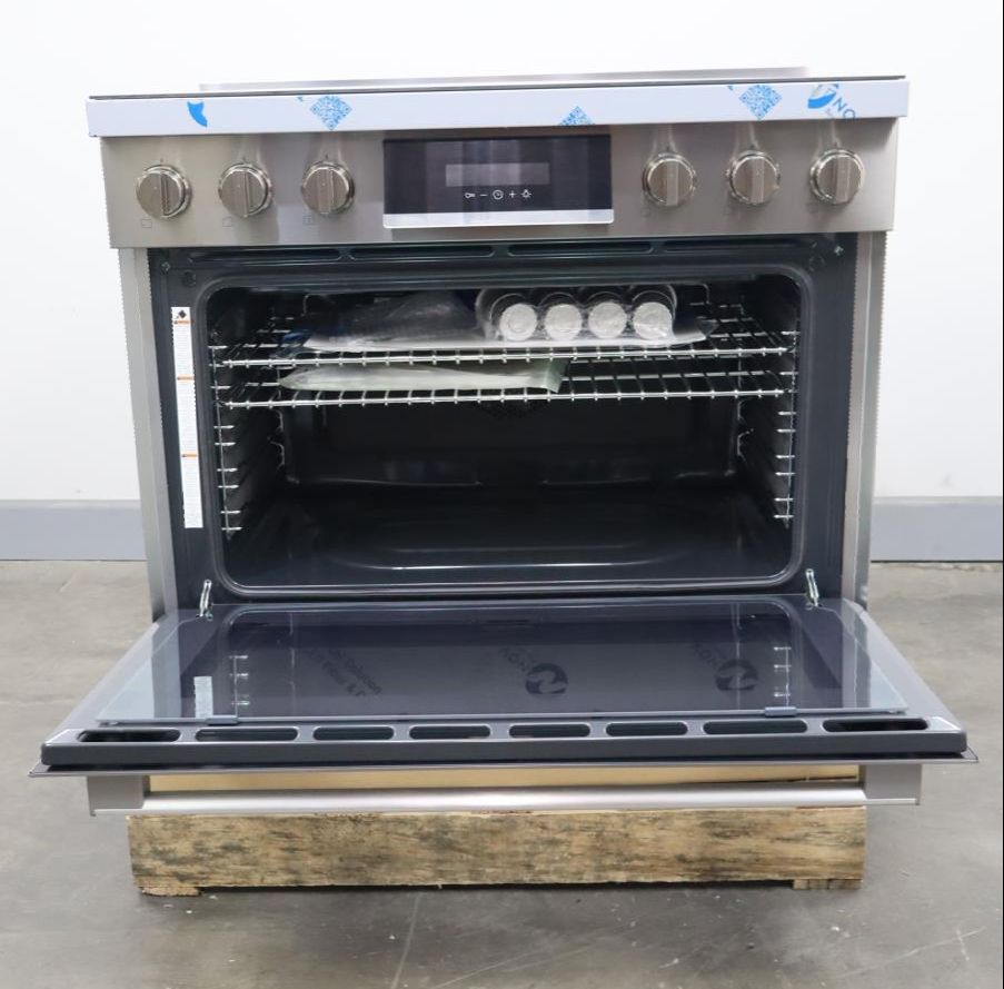 Bosch 800 Series 36" Slide-In 3.7 cu.ft 5 Elements Induction Range HIS8655U