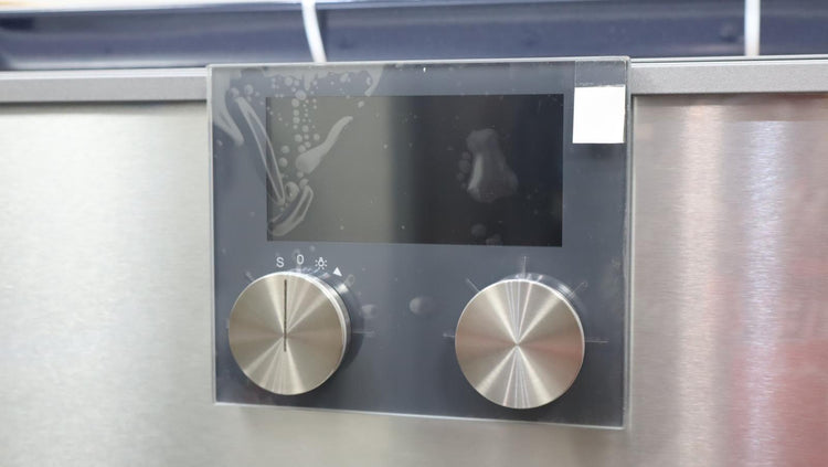 Gaggenau30" 4.5 Cu.Ft 400 Series TFT Glass Front SS Single Oven BO481613
