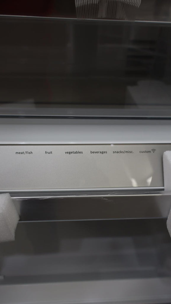 Bosch 36" Smart 800 Series French Door Bottom Mount Refrigerator B36CT81ENS