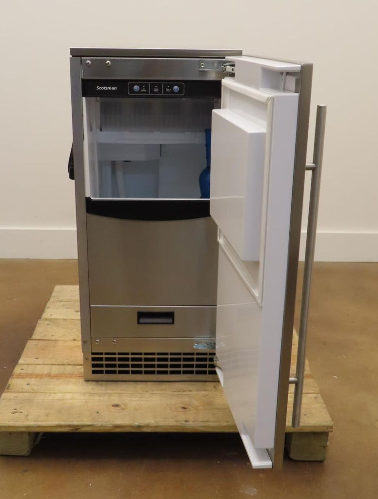 Scotsman Brilliance Series SCCP50MB1SS 15" Undercounter Gourmet Ice Maker
