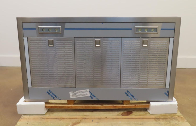 Bosch 500 Series HCP56652UC 36" Smart Stainless Pyramid Canopy Chimney Hood