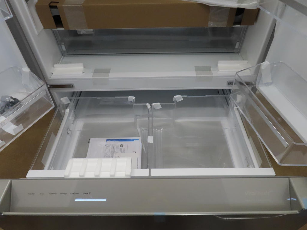 Bosch 800 Series B36CL80ENS 36" Counter Depth French Door Refrigerator Pictures