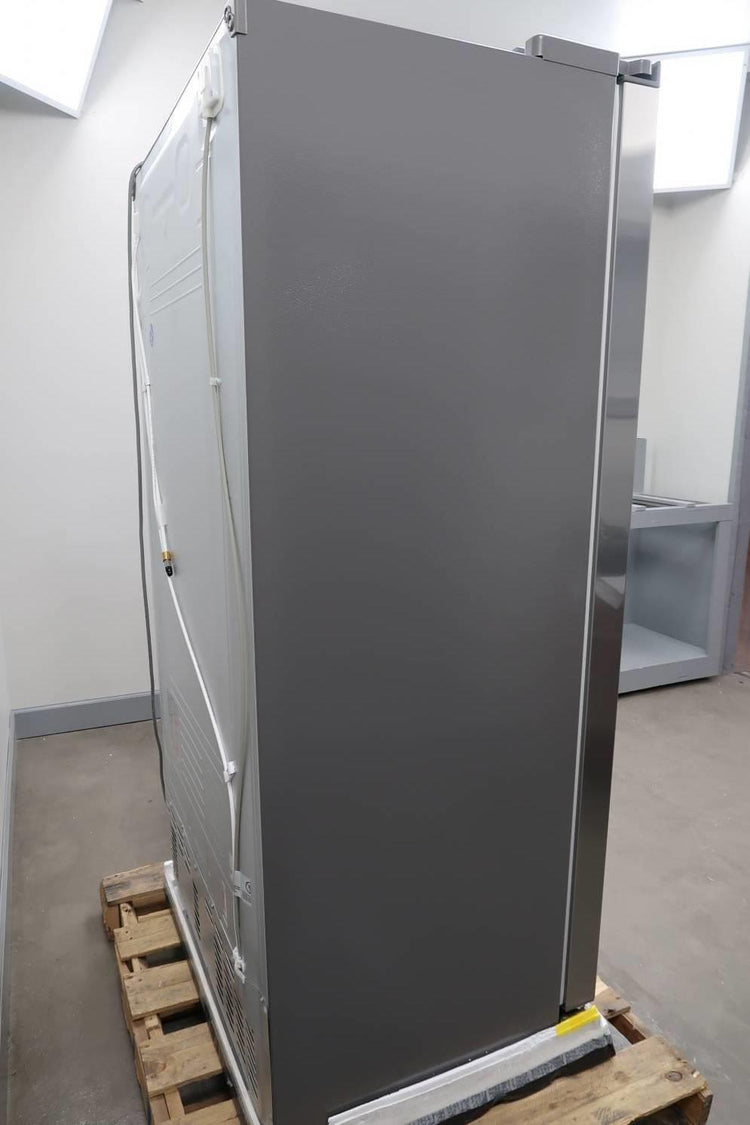 Bosch 300 Series 36" Side/Side 20.2 Cu.Ft MultiAirflow Refrigerator B20CS30SNS