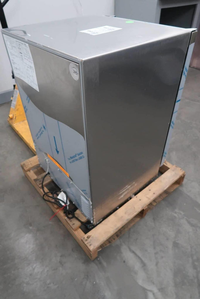 Marvel Outdoor Series 24" Dynamic Cooling Technology Compact Freezer MO24FAS1LS